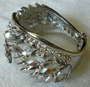 กำไลข้อมือ BL120001-2