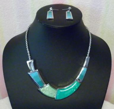 ชุดสร้อยคอ-ต่างหู (NE-120003-1)