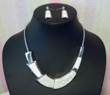 ชุดสร้อยคอ-ต่างหู (NE-120003-2)