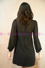 เดรสผ้าชีฟองสีดำ ปักหมุดสีทอง ซิปซ่อนด้านหลังค่ะ