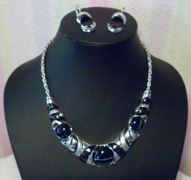 ชุดสร้อยคอ-ต่างหู ( NE-120002-2 )