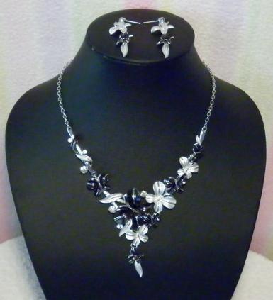 ชุดสร้อยคอ-ต่างหู (NE-120004-2)