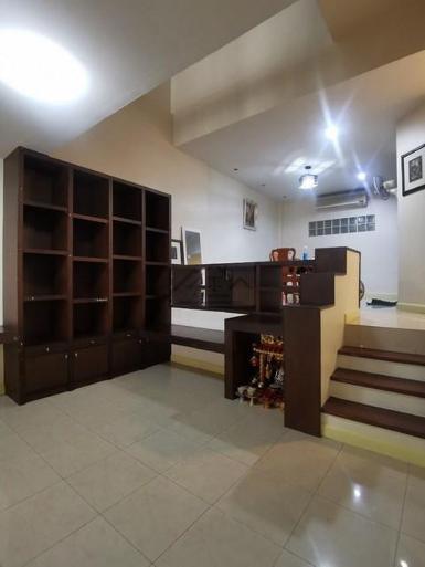 ให้เช่าทาวน์โฮม 3 ชั้น บ้านกลางเมือง รัชดา เหม่งจ๋าย1 ประชาอุทิศ 