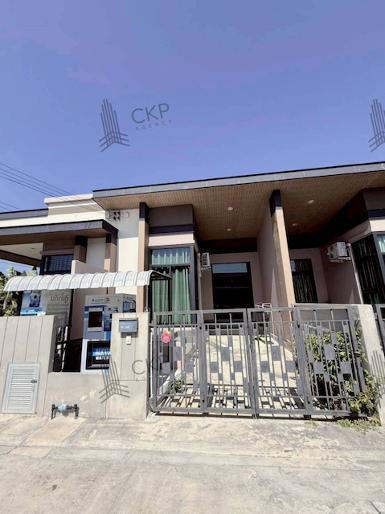 ขายด่วน ทาวน์เฮาส์ แสนมณี 16 พานทอง ต่อเติมแล้ว พร้อมเข้าอยู่