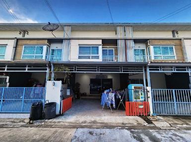 ขายทาวน์เฮ้าส์ หมู่บ้านวิลเลคไลท์ รัตนาธิเบศร์ ถนนบางใหญ่-บางคูล