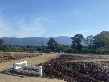 ที่ดินเขาใหญ่หมูสีโฉนดครุฑแดงวิวเขา376วาน้ำไฟ ปากช่องโคราชo86-3ol