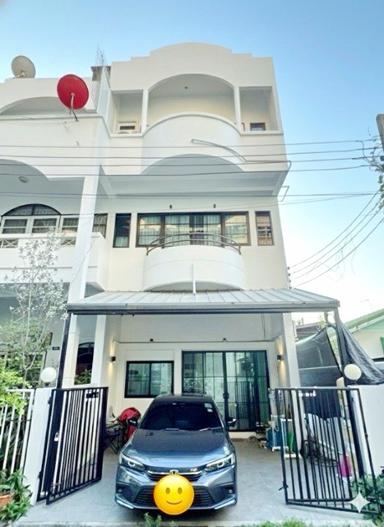 เซ็นทรัล ลาดพร้าว 1.0กม. 3-4นอน MRTลาดพร้าว 400ม. 8แอร์ ลาดพร้าว1