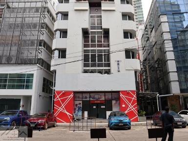 ให้เช่าอาคาร 7 ชั้น 1150 ตรม. พร้อมลิฟท์ ถนนรัชดาภิเษก ติด MRT รั