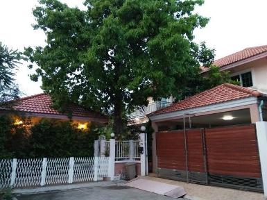 ให้เช่าบ้านเดี่ยว 2 ชั้น 59 ตรว. 3 นอน หมู่บ้านอุ่นรัก ซอยลาดพร้า