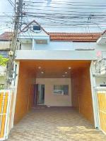 รามอินทรา 190ม.โรงเบียร์เยอรมันตะวันแดง Central EastVille4.45กม.