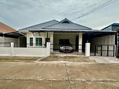 ขายบ้านเดี่ยวมือสอง หมู่บ้าน รวิพรหนองไม้แก่น บางละมุง ชลบุรี