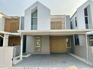 ราคา 3.3 ล้าน บ้านสวย พร้อมอยู่ Malada Grand Coulee สันกำแพง