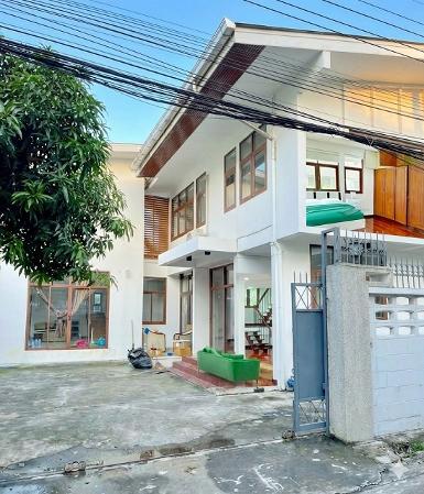 พร้อมเฟอร์ฯ เครื่องใช้ไฟฟ้าครบ แอร์ 8 เครื่อง 6 นอน MRT บางซื่อ