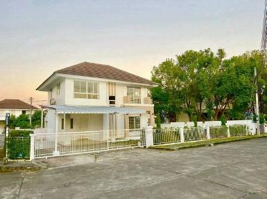 ขายต่ำกว่าราคาประเมิน 3.1 ล้าน #กาญจน์กนกวิลล์8 พร้อมเข้าอยู่