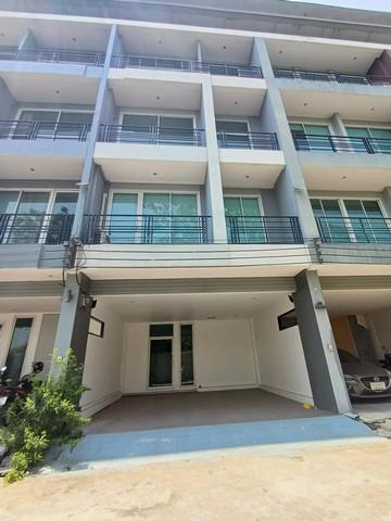 ให้เช่าทาวน์โฮม4ชั้น277ตร.ม.ใกล้แฟชั่นไอแลนส์ย่านรามอินทรา