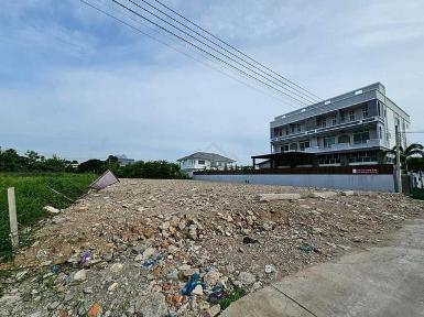 ให้เช่าที่ดินเปล่า ถมแล้ว ถ.เฉลิมพระเกียรติ ร.9 ซอย 30 ประเวศ