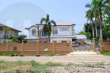 ขายบ้านเดี่ยว 2 ชั้น 150 ตารางวา เพิ่มสิน 25 ถูกมาก 