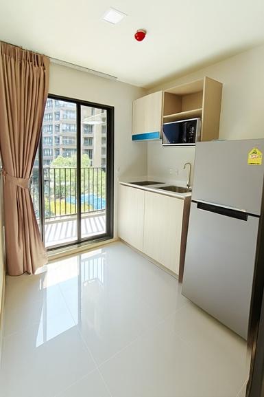 .ดีคอนโด คาล์ม รามคำแหง 40 1 นอน 1 น้ำ MRT ลำสาลี 1.6 กม