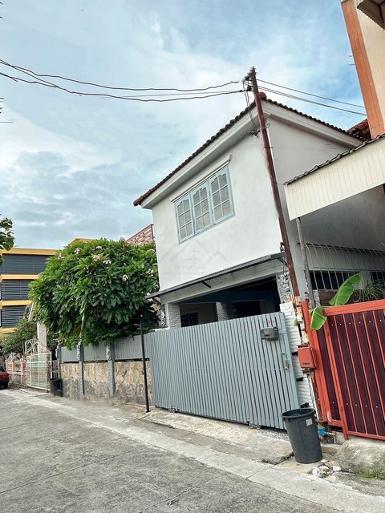 ให้เช่าบ้านเดี่ยวหรู 2 ชั้น 5 นอน สุทธิสาร&ndash;ลาดพร้าว 64 เฟอร์พร้อม