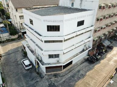 4คูหาทะลุ แม็คโคร สาทร สภาอุตสาหกรรม 250ม. หัวมุม BTSเซนต์หลุยส์