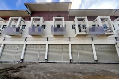 ขายอาคารพาณิชย์ ถนนเกาะคา-ห้างฉัตร อำเภอห้างฉัตร ลำปาง