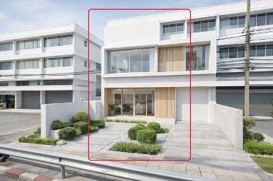  อินทามระ10-14 อาคาร 4.5ชั้น ห้วยขวาง 1.4 กม. BTS สะพานควาย 900ม.