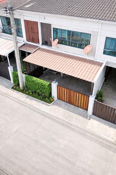 ทำเลบรมราชชนนี สาย 5 ให้เช่าทาวน์เฮาส์ 2 ชั้น ม.มหิดล ศาลายา 900