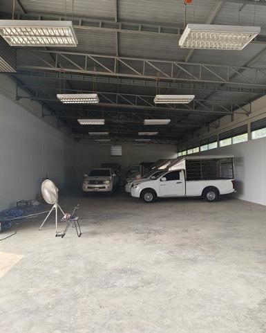 P1972 ให้เช่าโกดังสร้างใหม่ ย่านจตุโชติ วัชรพล