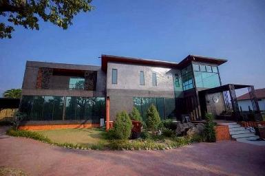 Pool Villa หรู หลังใหญ่ ขาย 9.9 ล้าน ดอยสะเก็ด เฟอร์นิเจอร์ครบ