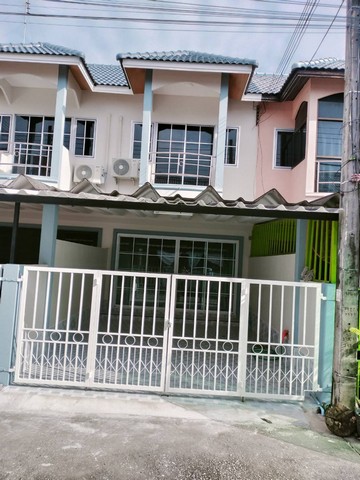 ขายทาวน์เฮ้าส์2ชั้น ต.ดอนหัวฬ่อ อ.เมือง ชลบุรี จ.ชลบุรี