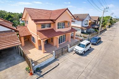 ร่มเกล้า ถูกที่สุด ไม่เคยอยู่ บ้านเใหญ่ 3-4 MRT สุวินทวงศ์ 1.2กม.