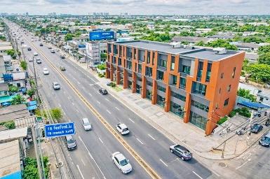 ติดถนนเพชรเกษม 77-81 ถูกที่สุด อาคารพาณิชย์หรูสไตล์ยุโรป 3.5 ชั้น