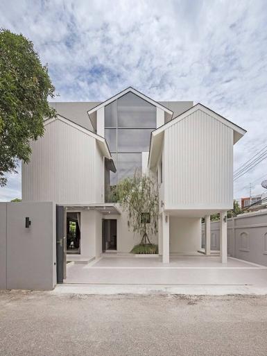 ขายบ้าน3ชั้นหลังมุม 300ตรม. สุขุมวิท71 ปรีดี14 ModernStyle รีโนเว