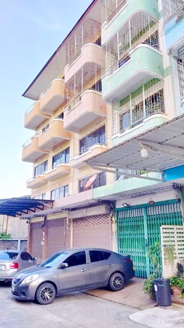 ให้เช่าอาคาร4.5 ชั้น บิ๊กซี บางปะกอก 900 ม. รร.สารสาสน์สุขสวัสดิ์