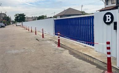 MRT ตลาดมีนบุรี ตลาดมีนบุรี ที่ดินให้เช่าถมแล้วมีรั้ว 100 ตร.วา. 