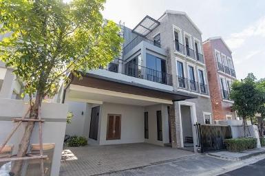 ให้เช่า บ้านเดี่ยว 3 ชั้น โครงการ อาร์เทล เอกมัย-รามอินทรา 