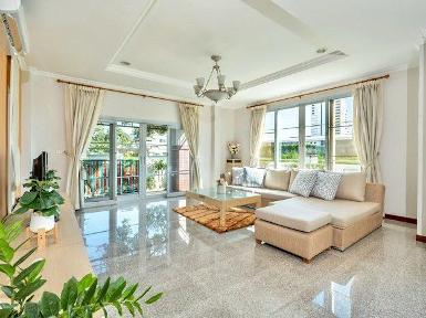 ให้เช่าบ้านสิทธารมย์ลาซาลใกล้ รร บางกอกพัฒนา3นอน3น้ำสวยเฟอร์ครบเช