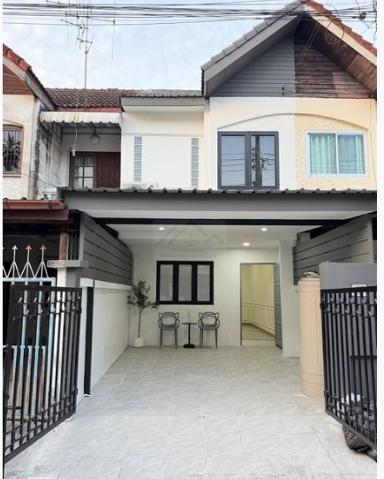 ขายทาวน์โฮม 2 ชั้น หมู่บ้านเลิศอุบล โชคชัย 4 ซอย 22