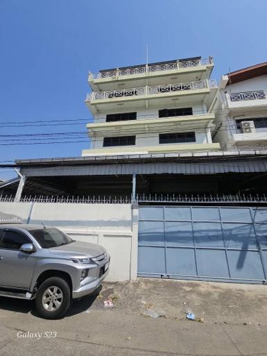 ให้เช่าอาคารพานิชย์ 6 ชั้น ถนนสุขุมวิท 93 มีลิฟท์ เขตพระโขนง