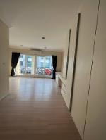 ด่วนขาย ทาว์โฮมติดถนนพระราม9 3ชั้น ราคาถูกสุดในย่านนี้ บ้านกลางเม