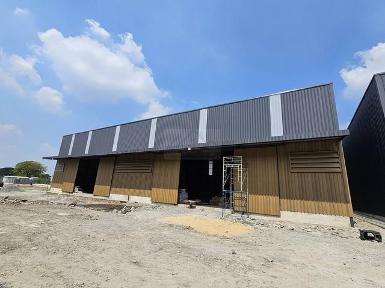 ให้เช่าโกดัง ถนนสุขาภิบาล 5 ห้าแยกวัชรพล ติดตลาดนัดเลียบด่วน