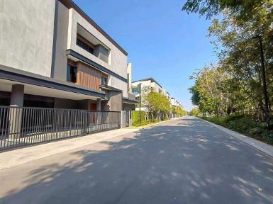 ให้เช่าบ้านPool Villa พร้อมลิฟท์ ย่านโยธินพัฒนา ใกล้Central Eastv