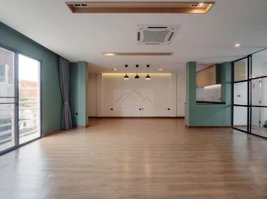 P2016 ด่วน ราคา สุดคุ้ม ขายโฮมออฟฟิศ DISTRICT ดิสทริค เอกมัย