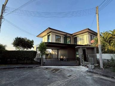 ขาย 3.8 ล้าน สันกำแพง บ้านเดี่ยว 2 ชั้น #สไตล์โมเดิร์น ทำเลศักยภ