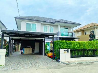 นครอินทร์ รร.เด่นหล้า พระราม5 3กม. 3นอน บ้านเดี่ยวหรู 2 ชั้น 56ตร