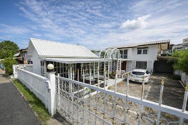 ให้เช่าบ้าน2ชั้น 100 ตร.วา. 2 หลังในรั้วเดียว สุขอนันต์ ปาร์ค 400