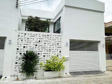 ขายทาวน์โฮม 2 ชั้น 4 นอน สุขุมวิท 71 ปรีดีพนมยงค์ 14 ตกแต่งพร้อมอ