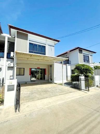 ถ.รอบเมืองเชียงใหม่ 5นอน บ้าน2 ชั้น รร.สารภีพิทยาคม 2.5 กม.