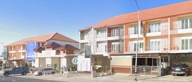 สนามบินอู่ตะเภา 5กม บ้านฉาง พลา อาคารพาณิชย์3ชั้น ถ.บูรพาพัฒน์ 80