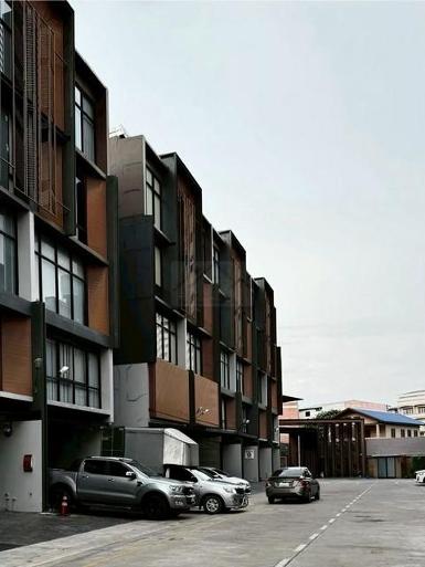 ให้เช่าโฮมออฟฟิศ 5 ชั้น The Pride สุขุมวิท 77 อ่อนนุช 30